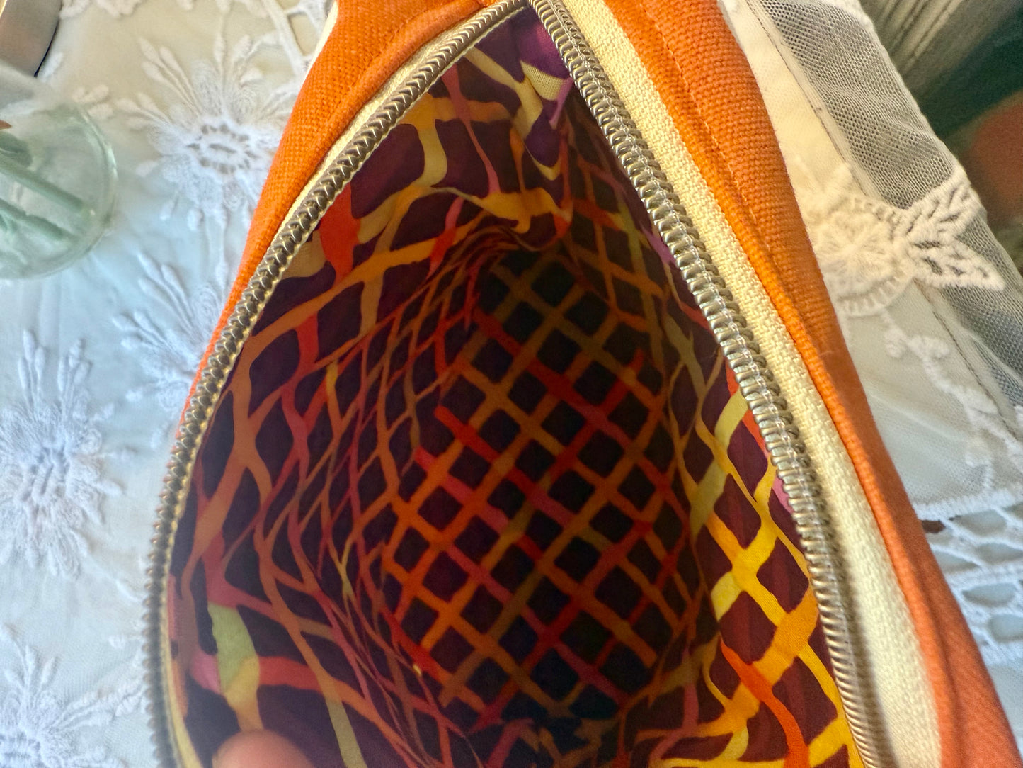 Makeup zipper top polka dot bag
