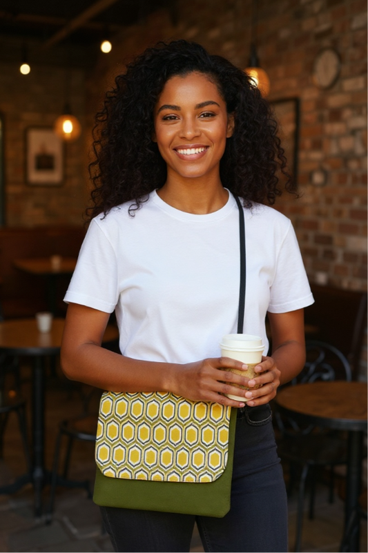 Stitchin’ by M.- Perfect sized messenger bag suited for everyday use