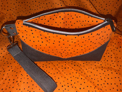 Stitchin’ by M- Seasonal clutch bag with wristlet attachment